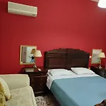 Barbara\'S Sea View Home